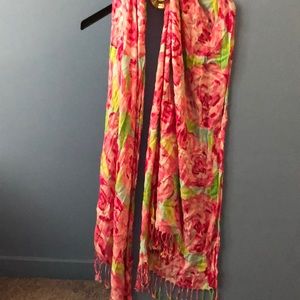 First impressions Lilly scarf
